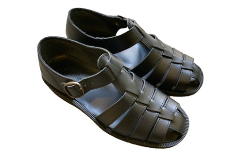 【旅靴屋オリジナル L1116 ブラック】こだわりのメンズ本革グルカサンダル